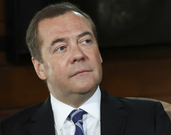 Medvedev o promjeni granica Ukrajine i presedanu Kosova