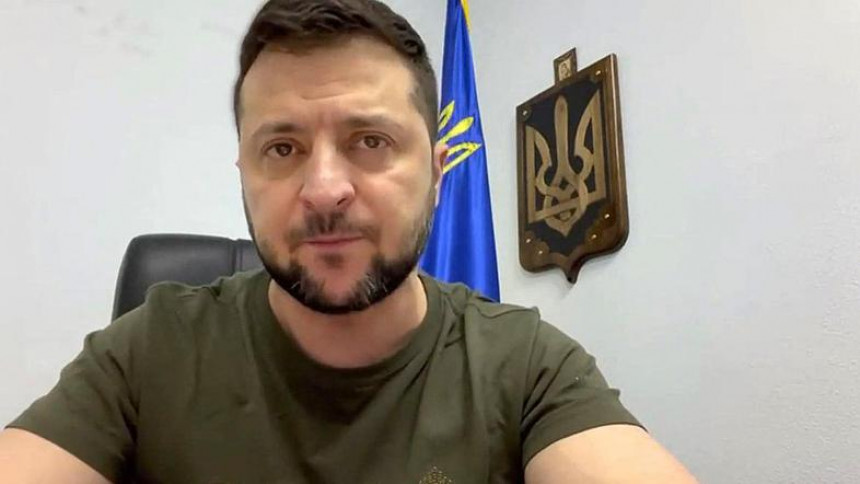 Зеленски: Повлачи се украјинска војска из "Азовстаља"