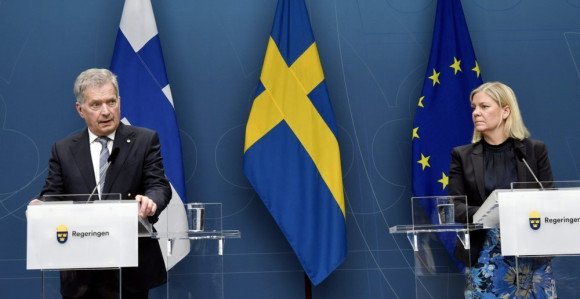 Švedska i Finska predaju zahtjeve za članstvo u NATO