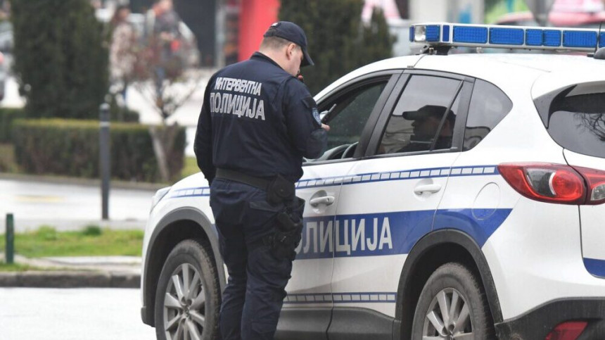 Nove dojave o bombama u nekim školama u Srbiji