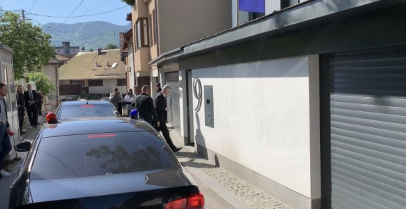 Čović i Izetbegović na doručku sa Mišelom