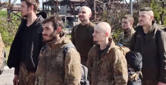 Ovako je izgledala predaja posljednjih boraca iz Azovstalja