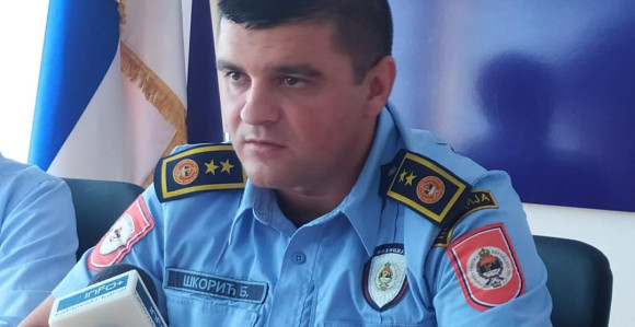 Napadi na imovinu dvojice policajaca u Gradiški