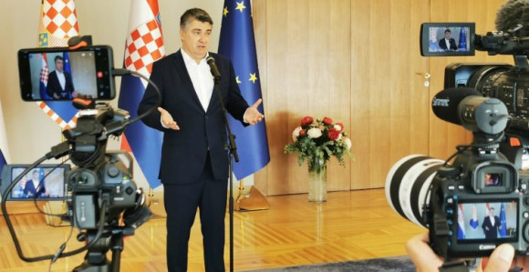 Milanović: Braćo Srbi, pamet u glavu, koštaće vas!