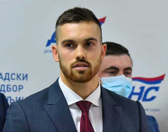Престаните да понижавате младе са 100 марака!