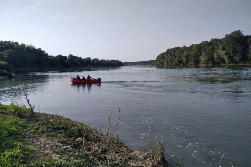 I danas potraga za nestalim dječakom u rijeci Sava