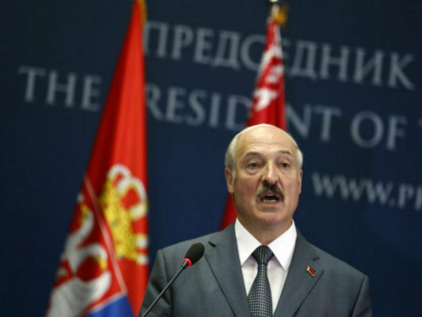 Лукашенко: Напета војна ситуација на бјелоруској граници