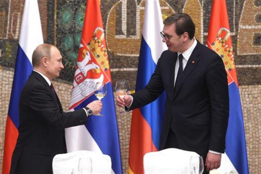 Danas telefonski razgovor Vučića i Putina o gasu
