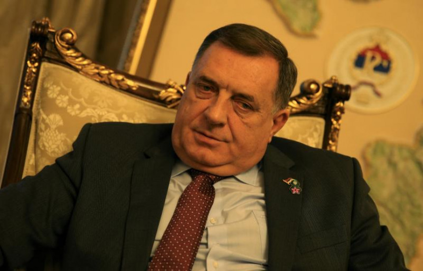 Ruski diplomata otkrio šta Dodik ima u St. Petersburgu?