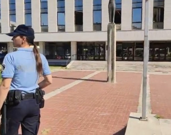 Dojava o bombi u sudu u Splitu, 250 ljudi evakuisano