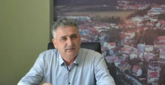 "U Mostaru zarade platu, u Nevesinju troše, to je okej"
