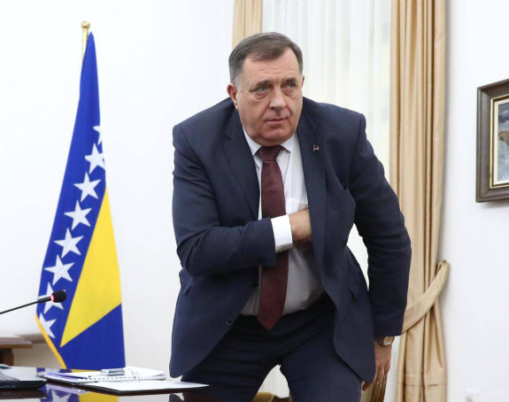 Додик "кренуо" на пут у Русију