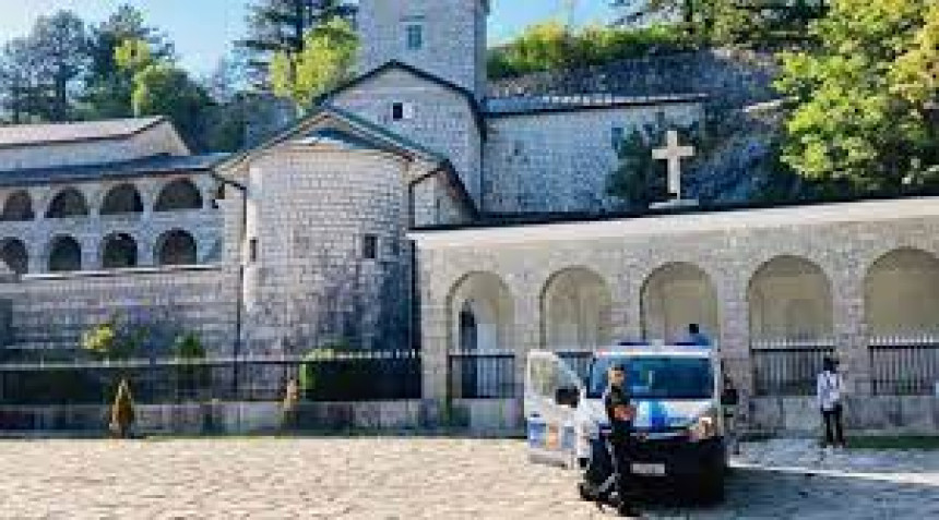 Policija upoznata o dešavanjima u Cetinjskom manastiru