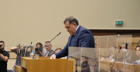 Dodik omalovažio NSRS: Čemu služe zaključci?!