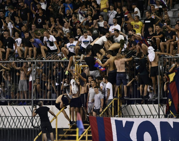 Split: Na Poljudu privedeno 11 osoba, jedna uhapšena