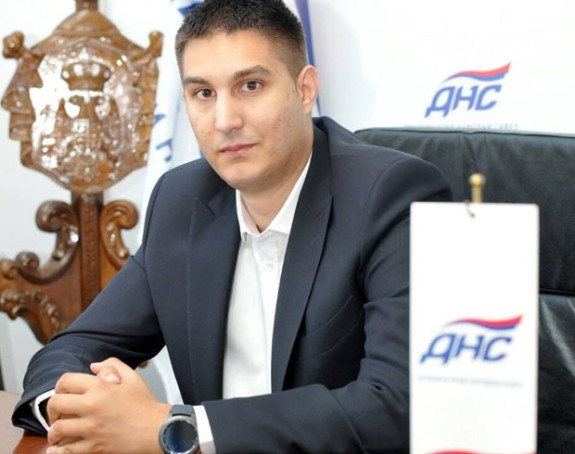 Шмитова одлука удар на демократију и институције!