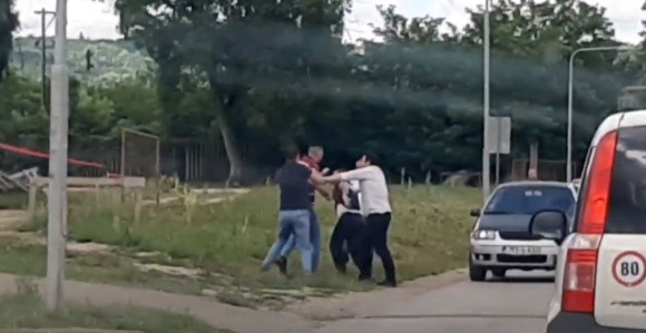 Banjaluka: Žestoka tuča zaustavila saobraćaj (VIDEO)