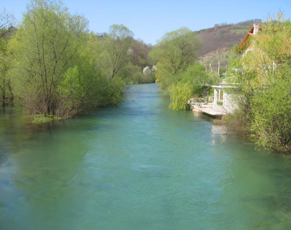 U toku potraga za mladićima, vozilo nađeno u Plivi