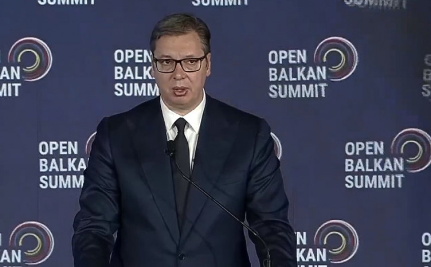 Vučić: Dolazim u Crnu Goru, nemamo nikoga bližeg