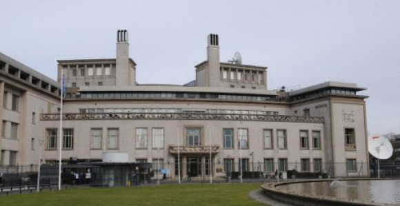 Hag: Hašim Tači i Kadri Veselji ostaju u pritvoru