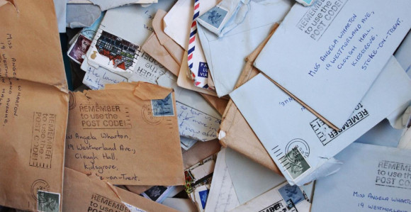 Poštar pod istragom jer nije uručio 20.000 pisama!