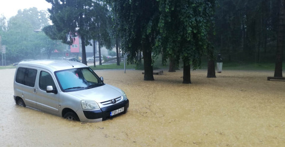 Jako nevrijeme pogodilo Novi Grad, pričinjena šteta