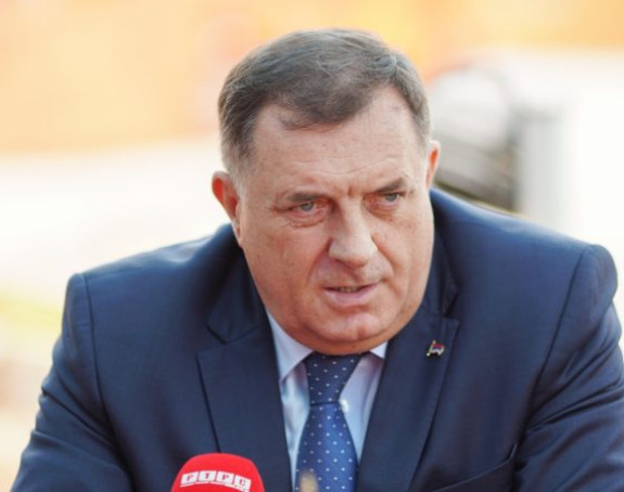 Додик отказао пут у Грчку, речено му да није пожељан