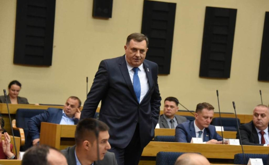 Stigao zahtjev u NSRS, Dodik traži posebnu sjednicu