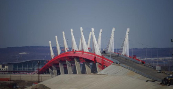 Otvoren prvi drumski most između Rusije i Kine