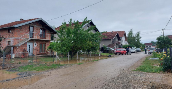 Prijedor: Voda se povukla, oštećena infrastruktura