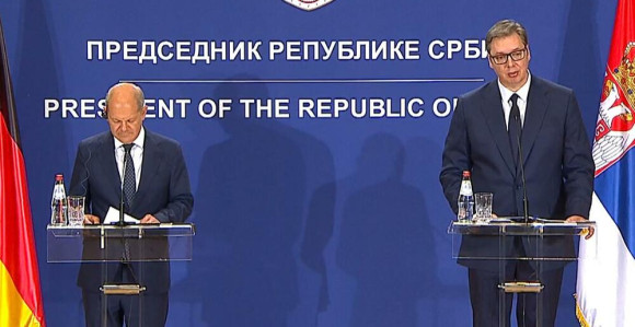 "Šolc tražio da se Srbija pridruži sankcijama Rusiji"