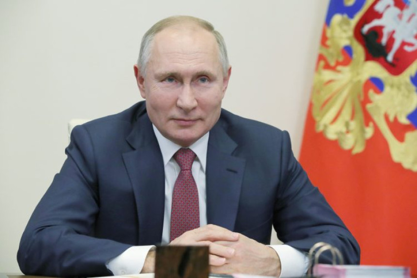 Putin čestitao građanima Dan Rusije