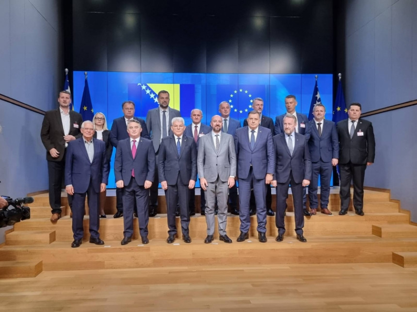 Лидери у Бриселу: Човић стигао, али не и на састанак