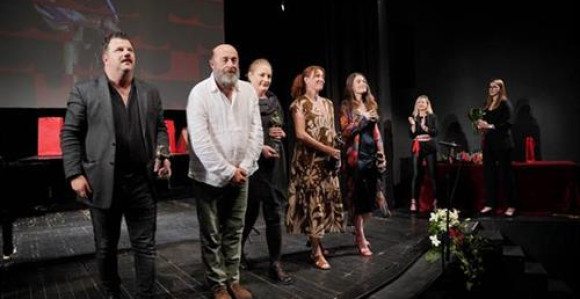 Najbolja predstava "Teatar festa" "Perijin venac"