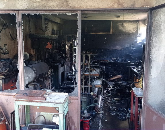 Izgorjela garaža, vatrogasci brzo reagovali