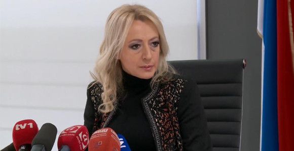 Стевандић, Додик и Ђокић показали да су слаби пред странцима