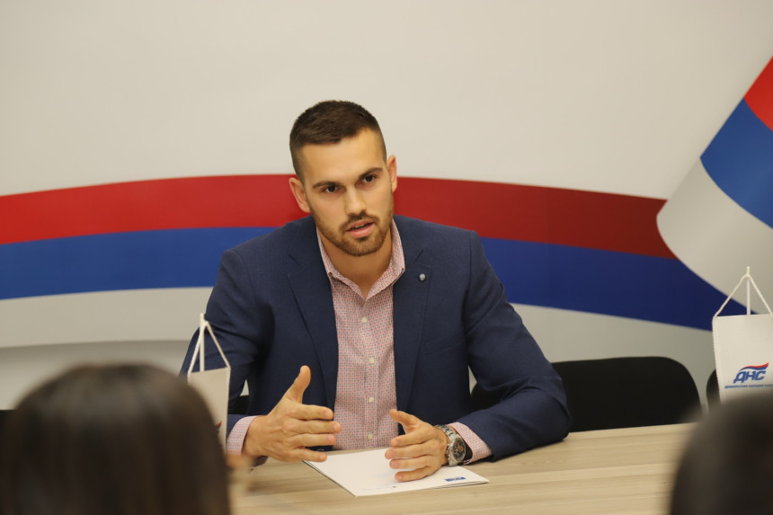 Stanišić: Vlast RS pred izbore kao cvrčak i mrav