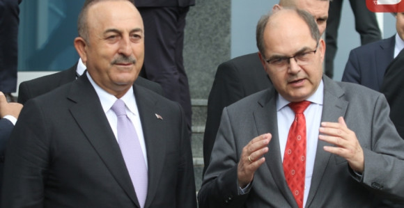 Čavušoglu Šmitu: Turska podržava OHR i vas lično, visoki predstavniče
