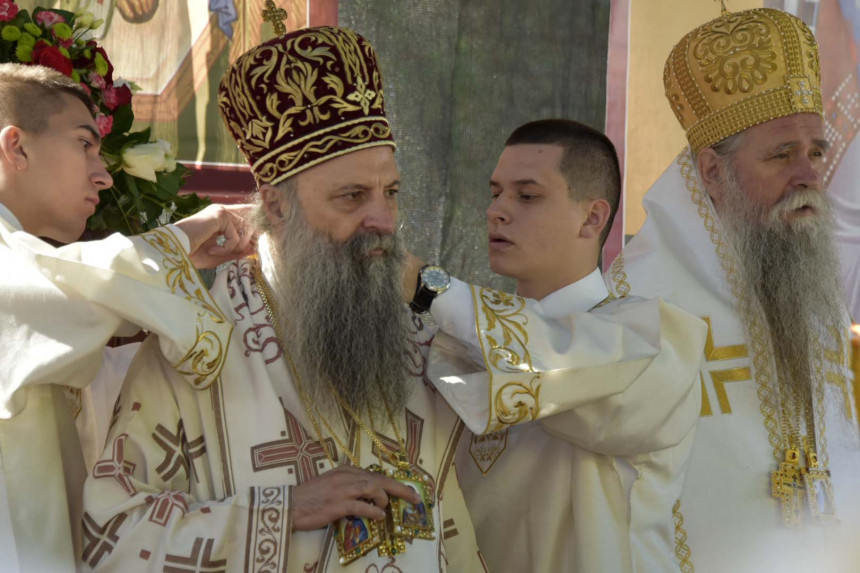 Патријарх позвао на јединство православних Срба