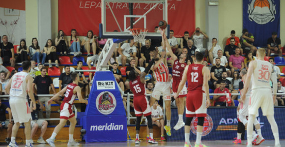 Pobjeda košarkaša Zvezde u Železniku za 22. titulu