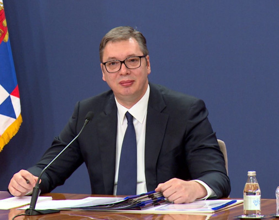 Dok Dodikovi ljudi optužuju Vučića, Vučić poručuje "Volimo i ulažemo u Republiku Srpsku"