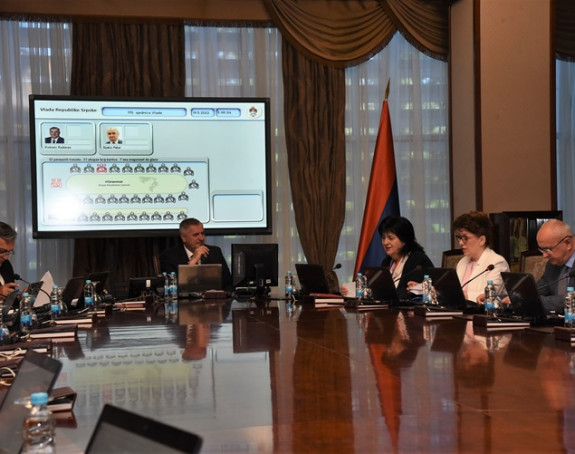 Viškovićeva plata skoro 7,5 hiljada KM, a ministara ...