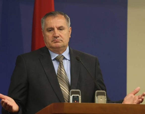 Višković krivi druge, a SNSD blokirao ukidanje akciza!