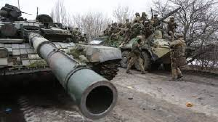Ukrajina trazi više oružja od Amerike da bi parirala Rusiji