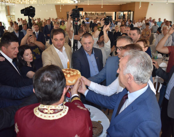 Радовић: Шаровић и Тривићева - добитна комбинација, СНСД нема ништа више да понуди народу!   