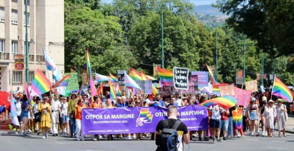 "Parada ponosa" i kontra skup u Sarajevu