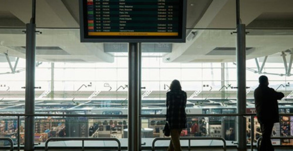 Putnici iz Srbije zaglavljeni na dva aerodroma