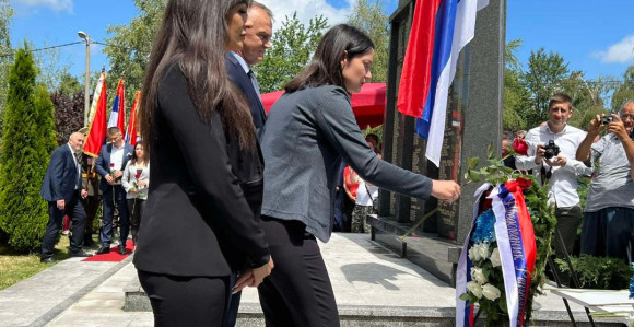 Ovo nije mjesto za političke govore što neki nažalost rade
