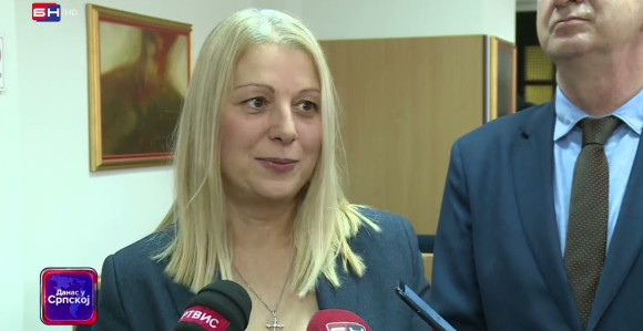 Poruka vlastima: Pročitani ste, ne pale vam više izlizane parole o izdajnicima