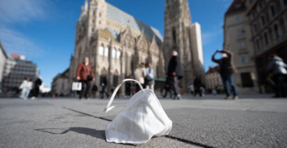 Zbog novog talasa traže da se vrati nošenje maski